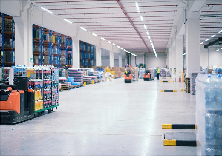 Đèn LED tube Rạng Đông sử dụng trong các kho xưởng