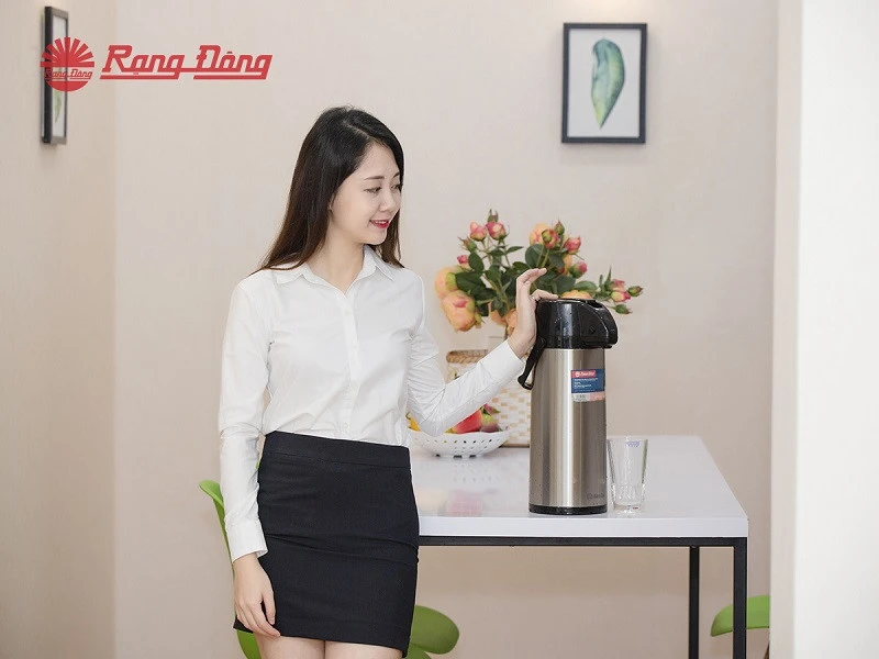 Phích bơm nước Rạng Đông an toàn với người tiêu dùng