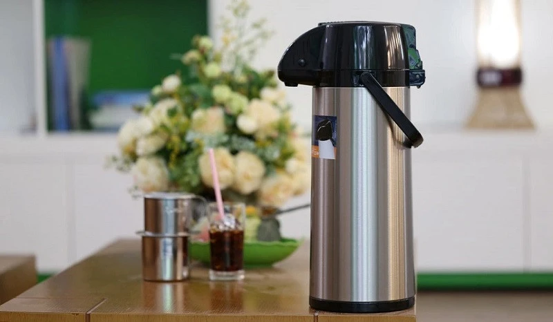phích Bơm Nước 2L RD-2045 ST1.E đến từ thương hiệu Rạng Đông